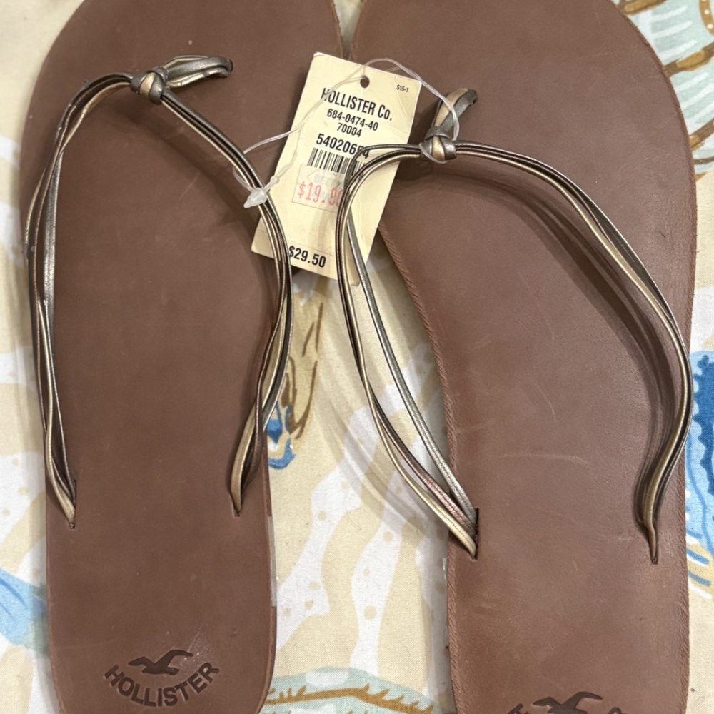 🤎 Vintage Hollister Co. Brown Thong Sandals 🤎